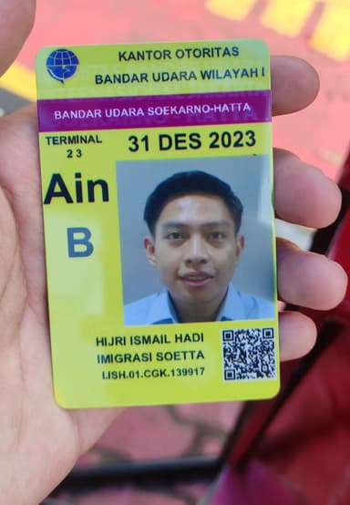 Working at the Airport & Discovering System Design